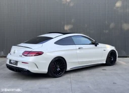 
										Mercedes-Benz C 43 AMG 4Matic 9G-TRONIC Night Edition full									