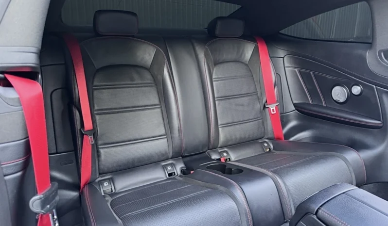 
								Mercedes-Benz C 43 AMG 4Matic 9G-TRONIC Night Edition full									