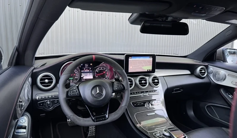 
								Mercedes-Benz C 43 AMG 4Matic 9G-TRONIC Night Edition full									