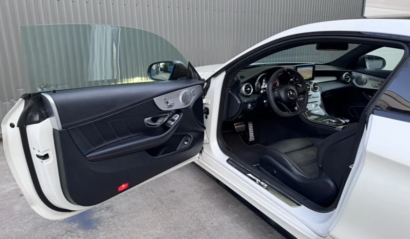 
								Mercedes-Benz C 43 AMG 4Matic 9G-TRONIC Night Edition full									