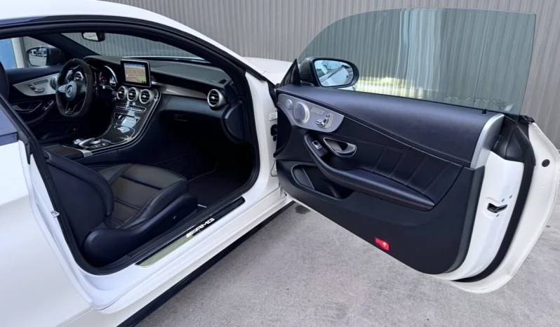
								Mercedes-Benz C 43 AMG 4Matic 9G-TRONIC Night Edition full									