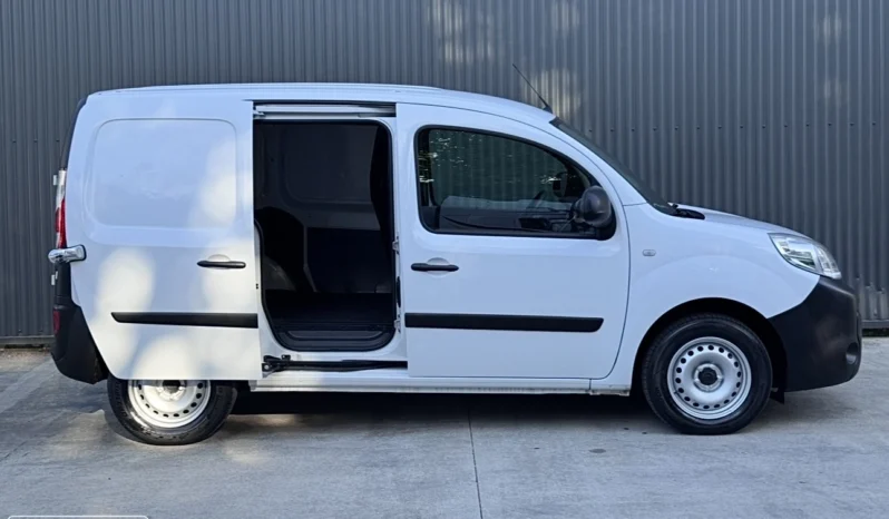 
								Renault Kangoo full									