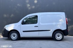 
										Renault Kangoo full									