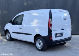 
										Renault Kangoo full									