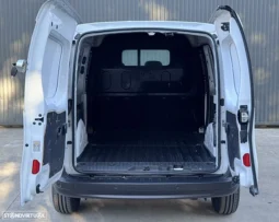
										Renault Kangoo full									