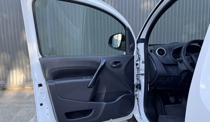 
								Renault Kangoo full									