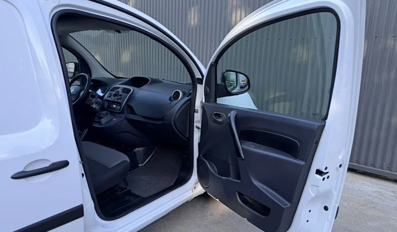 
								Renault Kangoo full									