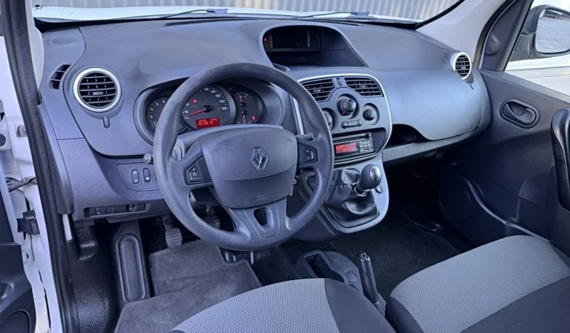 
								Renault Kangoo full									