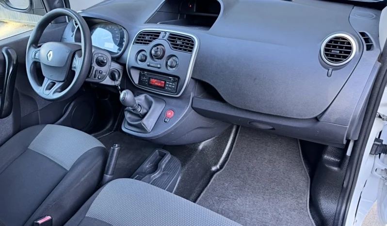
								Renault Kangoo full									