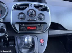 
										Renault Kangoo full									