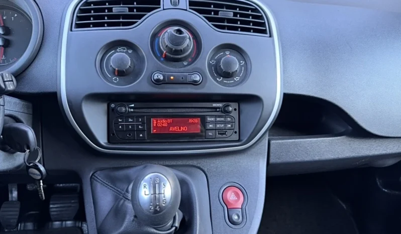 
								Renault Kangoo full									