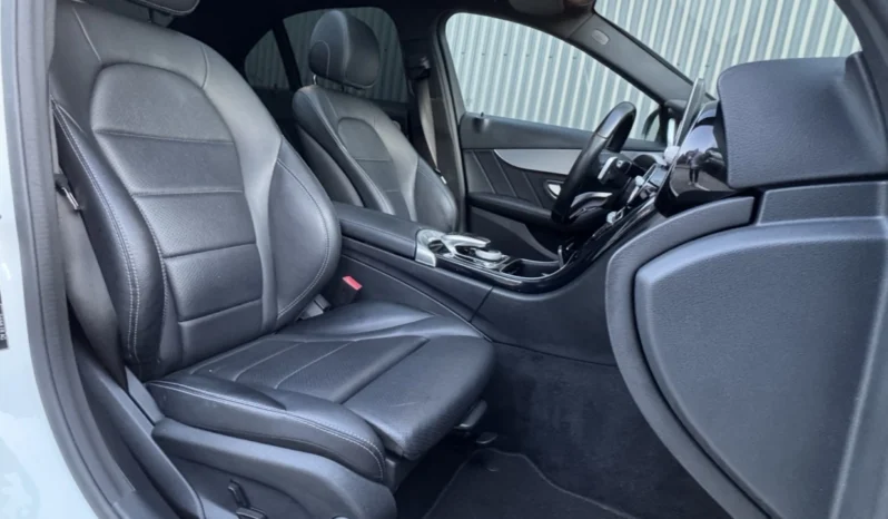 
								Mercedes-Benz C 180 d AMG Line Aut. full									