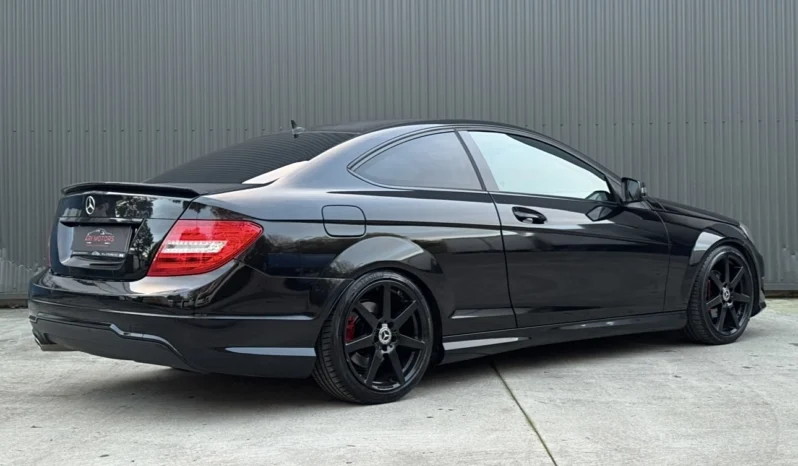 
								Mercedes-Benz C 220 CDI 7G-TRONIC Edition full									