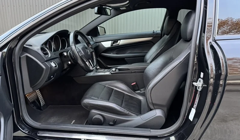 
								Mercedes-Benz C 220 CDI 7G-TRONIC Edition full									