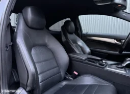 
										Mercedes-Benz C 220 CDI 7G-TRONIC Edition full									