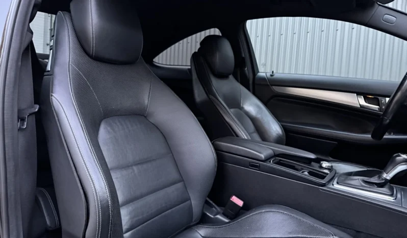 
								Mercedes-Benz C 220 CDI 7G-TRONIC Edition full									