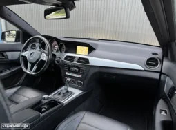 
										Mercedes-Benz C 220 CDI 7G-TRONIC Edition full									