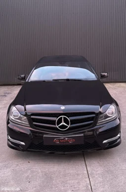 
										Mercedes-Benz C 220 CDI 7G-TRONIC Edition full									