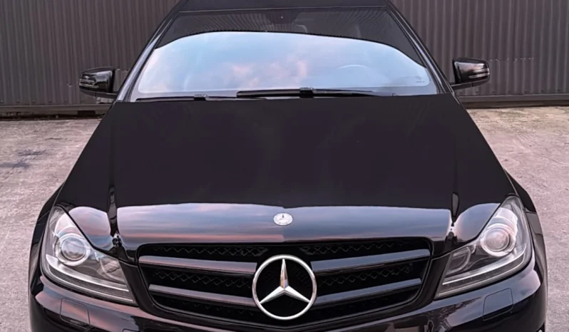 
								Mercedes-Benz C 220 CDI 7G-TRONIC Edition full									