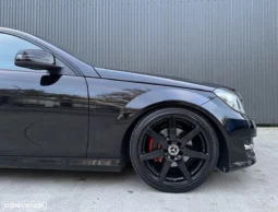 
										Mercedes-Benz C 220 CDI 7G-TRONIC Edition full									