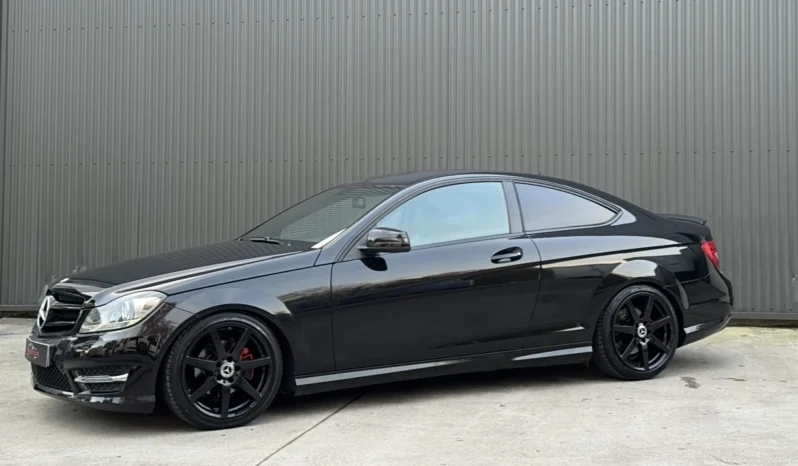 
								Mercedes-Benz C 220 CDI 7G-TRONIC Edition full									