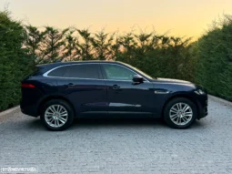 
										Jaguar F-Pace 2.0 i4D Prestige AWD Aut. full									