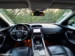 
										Jaguar F-Pace 2.0 i4D Prestige AWD Aut. full									