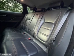 
										Jaguar F-Pace 2.0 i4D Prestige AWD Aut. full									