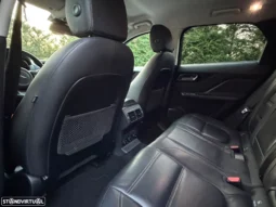 
										Jaguar F-Pace 2.0 i4D Prestige AWD Aut. full									
