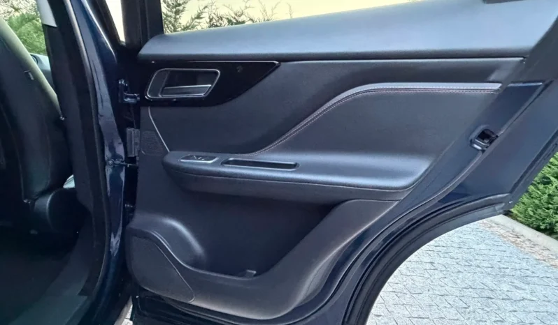 
								Jaguar F-Pace 2.0 i4D Prestige AWD Aut. full									