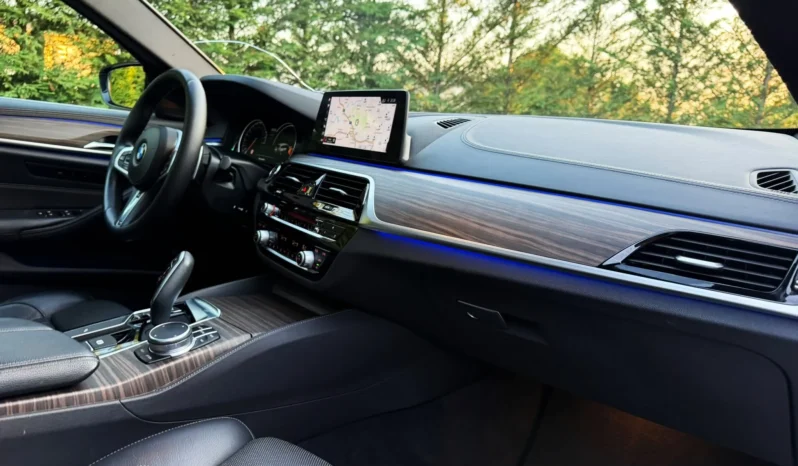 
								BMW 520 d Aut. M Sport Edition full									