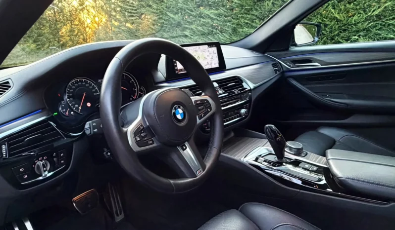 
								BMW 520 d Aut. M Sport Edition full									
