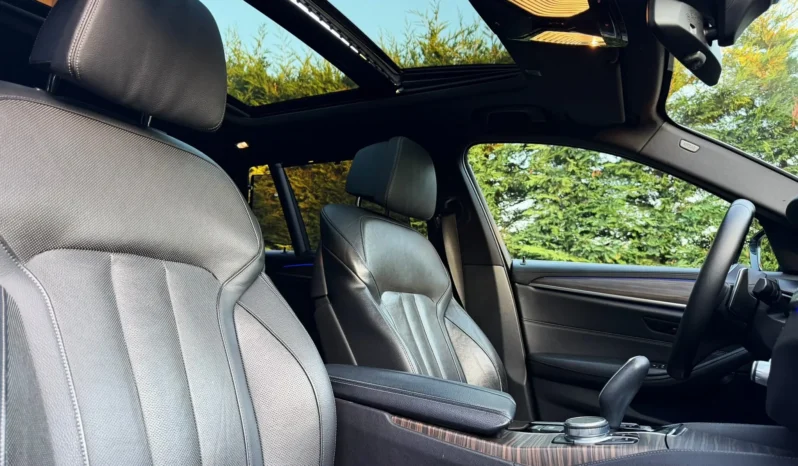 
								BMW 520 d Aut. M Sport Edition full									