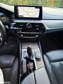 
										BMW 520 d Aut. M Sport Edition full									