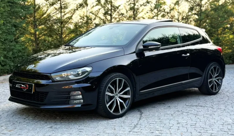 
								VW Scirocco 2.0 TDI Sport full									