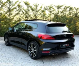 
										VW Scirocco 2.0 TDI Sport full									