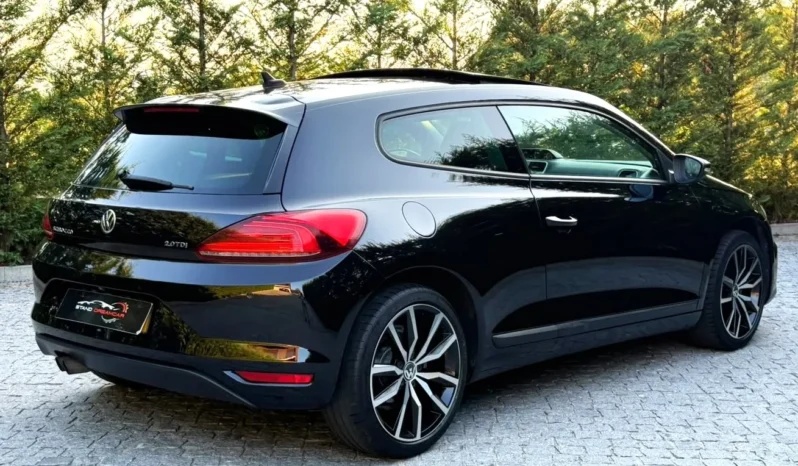 
								VW Scirocco 2.0 TDI Sport full									