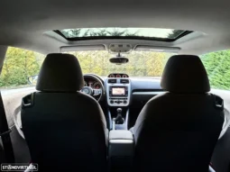 
										VW Scirocco 2.0 TDI Sport full									