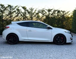 
										Renault Mégane 2.0 T 16V F1 Team R-26 full									
