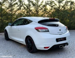 
										Renault Mégane 2.0 T 16V F1 Team R-26 full									