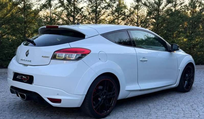 
								Renault Mégane 2.0 T 16V F1 Team R-26 full									