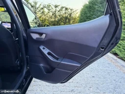 
										Renault Mégane 2.0 T 16V F1 Team R-26 full									