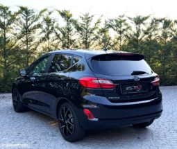 
										Ford Fiesta 1.0 EcoBoost S&S TITANIUM full									