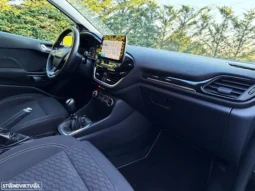 
										Ford Fiesta 1.0 EcoBoost S&S TITANIUM full									