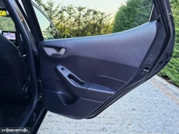 
										Ford Fiesta 1.0 EcoBoost S&S TITANIUM full									