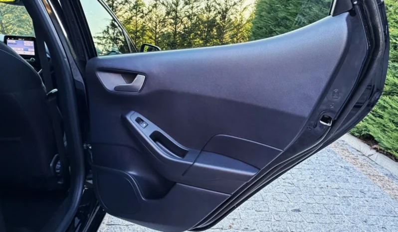 
								Ford Fiesta 1.0 EcoBoost S&S TITANIUM full									