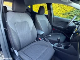 
										Ford Fiesta 1.0 EcoBoost S&S TITANIUM full									