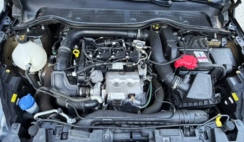 
								Ford Fiesta 1.0 EcoBoost S&S TITANIUM full									