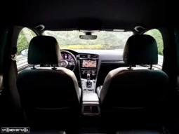 
										VW Golf R 2.0 TSI OPF 4Motion DSG full									