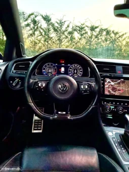 
										VW Golf R 2.0 TSI OPF 4Motion DSG full									